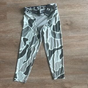 Under Armour - Black and Gray Camo